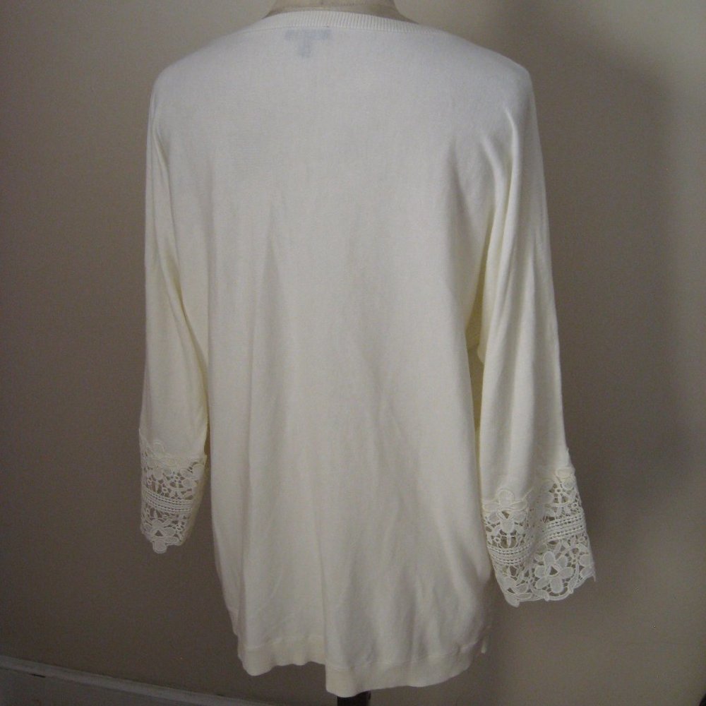 Talbots Solid White Cottton Rayon Blend Scoop Nec… - image 6